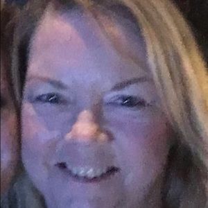 Meet your Posher, Carol